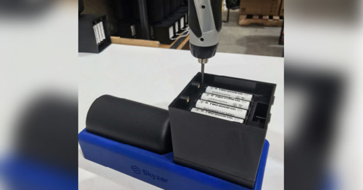 The 3D-printed jig helped the Skyzer team to easily assemble the products. Raise3D Helps Skyzer Smooth Printers Fleet Management